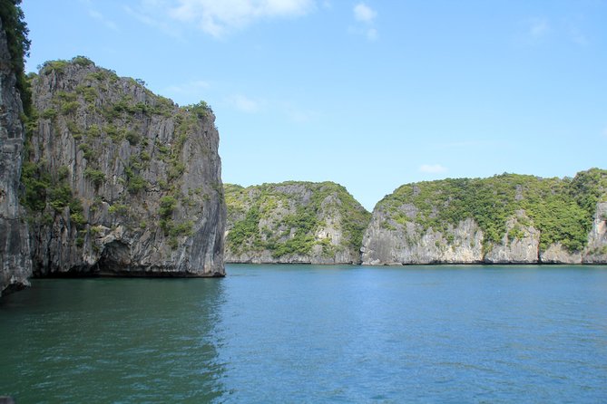 Lan Ha Bay Boutique Cruise 2d/1n Tour: Kayaking & Swimming at Pristine Places