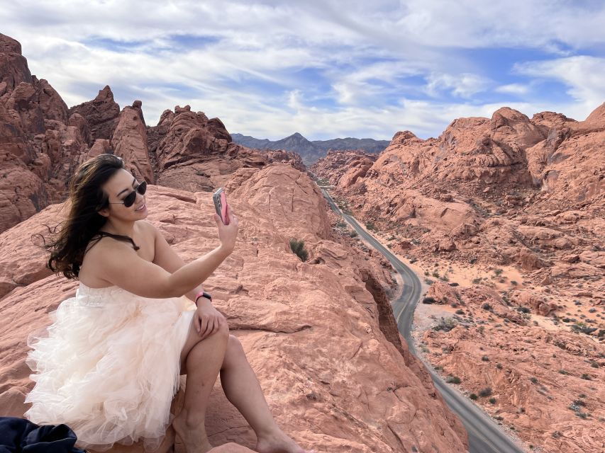 Las Vegas:Valley of Fire and Seven Magic Mountain Day Tour - Good To Know