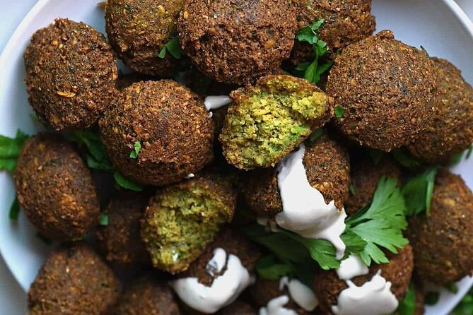 Le Marais Private Tour With Falafel & Wine Tasting & Pick up - Tour Duration and Location