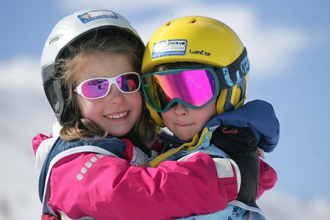 Lessons in Mini-Group – 2 Hours a Day – Skiing