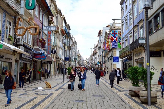 LGBTour Porto: Walk Through Porto, Discover the LGBTQIA History