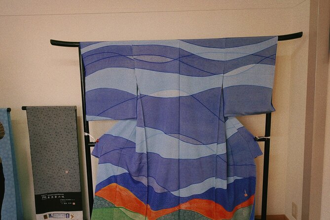 Licensed Guide Tokyo Traditional Dyeing Experience Tour - Good To Know