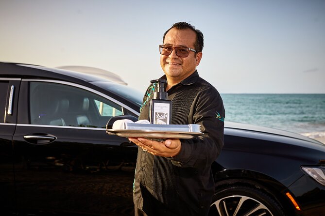 Lincoln Stretch Limo From Akumal to Cancun Airport
