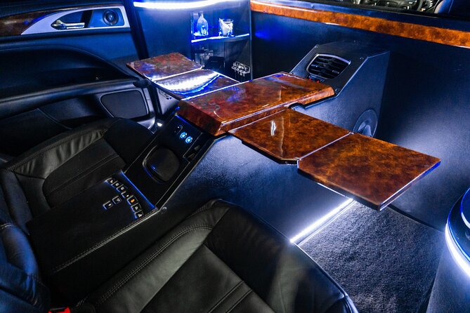 Lincoln Stretch Limo From Playa Del Carmen to Cancun Airport - Good To Know