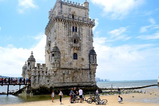 Lisbon Small-Group Half-Day Bike Tour to Belem - Knowledgeable Guides and Great Introduction