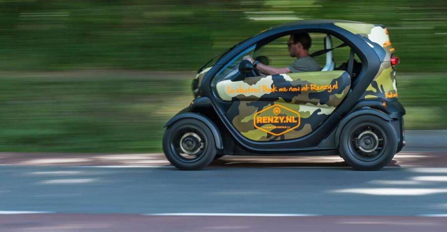 Lisse: Drive-it-Yourself History and Castle Audio Tour - Good To Know
