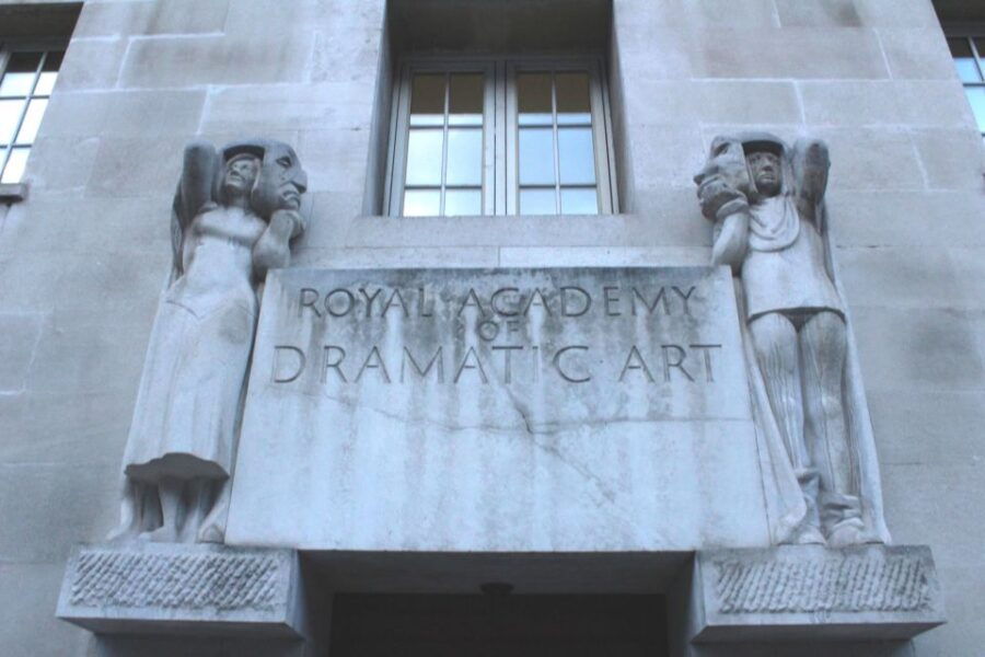 London: Guided Agatha Christie Walking Tour - Good To Know