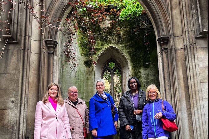 London Hidden Gardens Taxi Tour - Good To Know