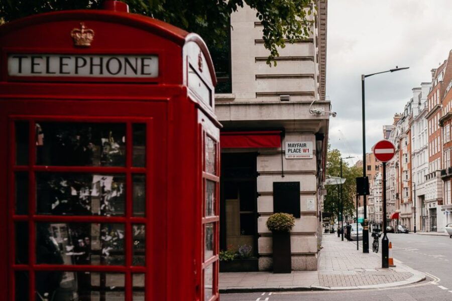 London: Luxurious Mayfair City Exploration Game - Good To Know