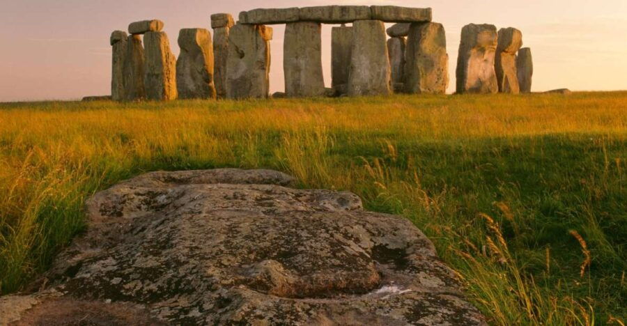 London: Stonehenge, Glastonbury & Avebury Small Group Tour