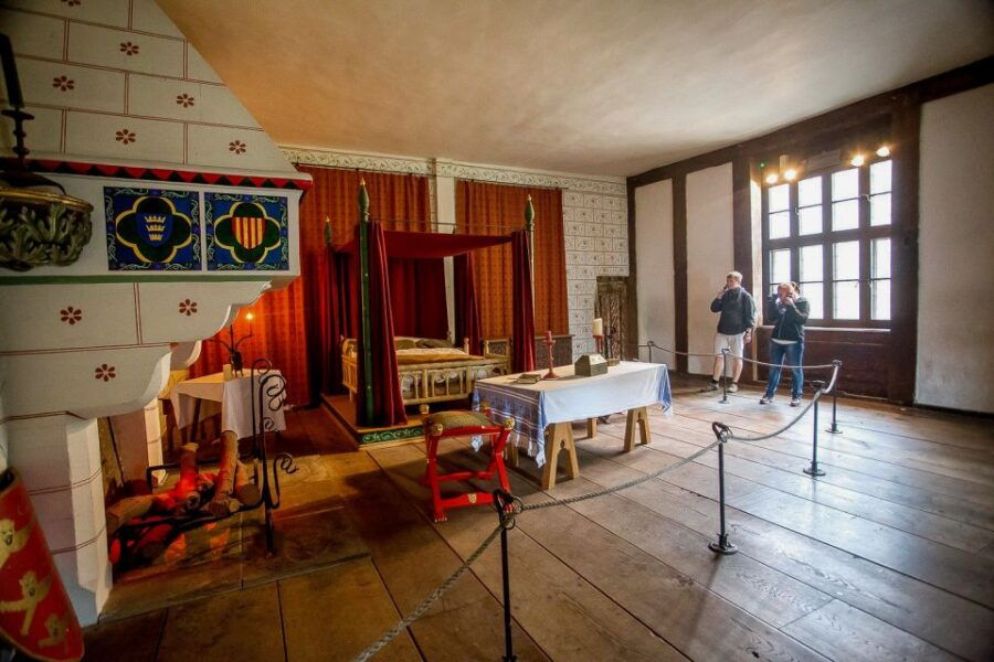 London: Tower of London and Crown Jewels Exhibition Ticket