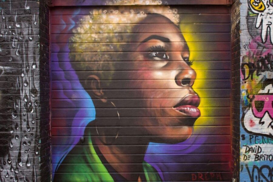 London Walking Tour With Your Smartphone - Good To Know