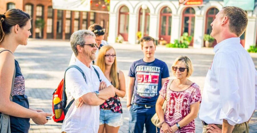 Los Angeles: Small Group Sightseeing Tour With Hotel Pickup - Good To Know