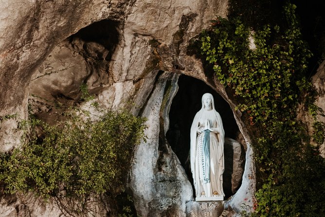Lourdes Sanctuary Private Tour & Hotel Pickup From San Sebastian