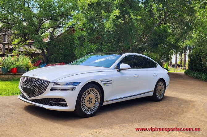 Luxe Private Transfer to the Blue Mountains Australia & Return