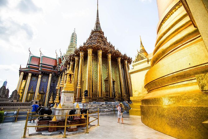 Luxurious Grand Pearl Dinner Cruise in Bangkok - Good To Know