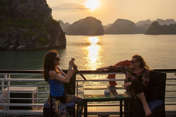 Luxury 1 Day Tour Halong Bay and Lan Ha Bay Limousine Kayaking - Limousine Transport