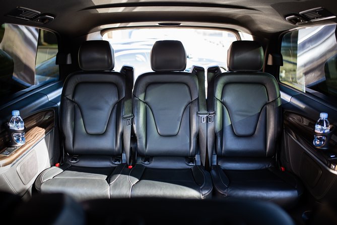 Luxury London Heathrow Airport Transfer V-Class - Whats Included