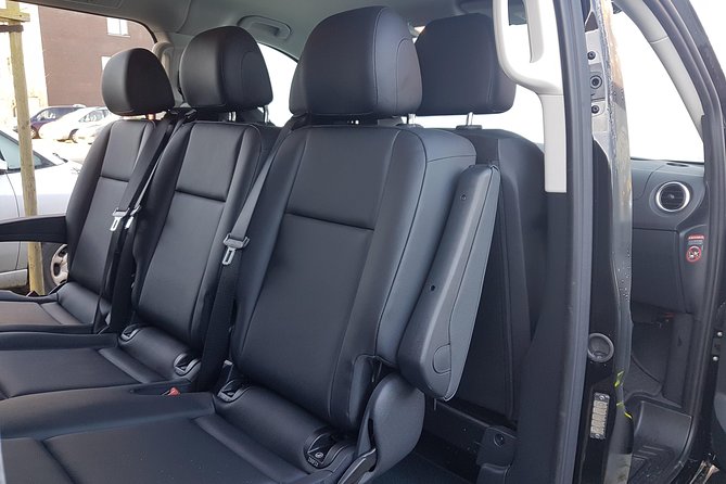 Luxury Minivan From Charleroi Airport to the City of Bruges
