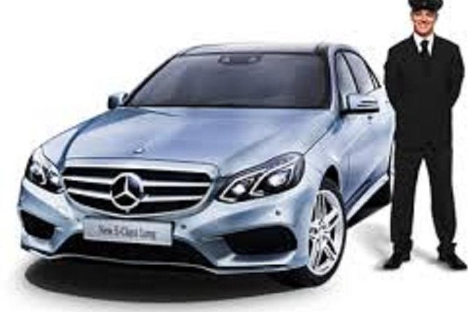 Luxury Transfer From Tunis Carthage Airport to Hotel in Tunis