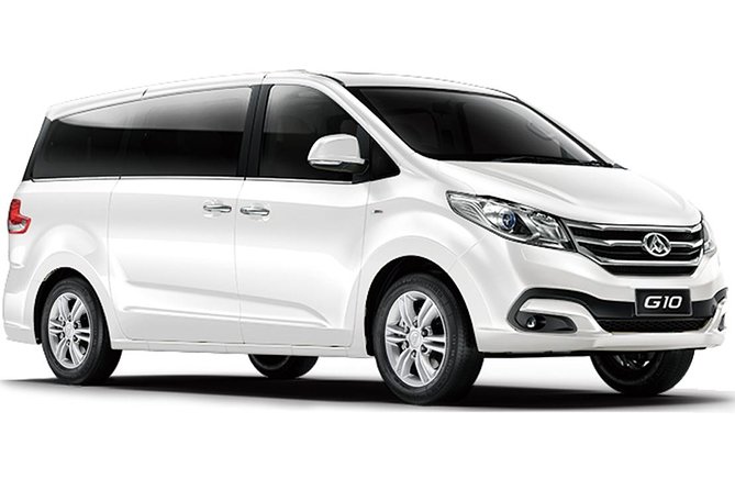 Luxury Van, Private Transfer, Cairns Airport – Palm Cove.