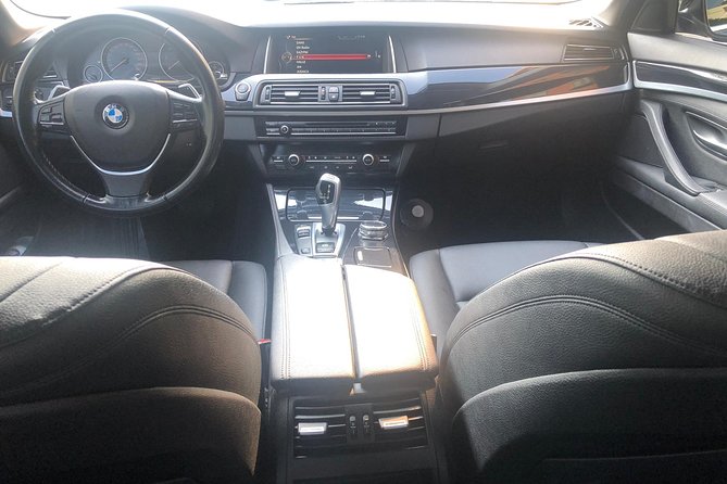 Luxury Vehicle From Charleroi Airport to the City of Bruges - Good To Know