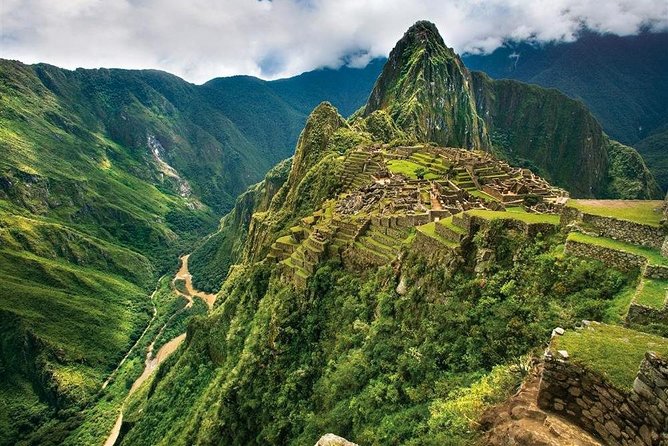 Machupicchu And Huayna Picchu Full Day Privat Guided Service
