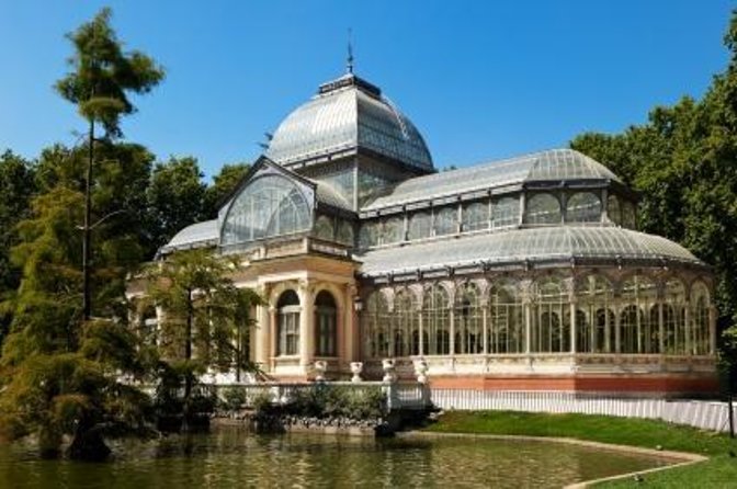 Madrid Scavenger Hunt and Sights Self-Guided Tour - Good To Know
