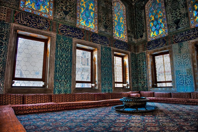 Magical Sights of Istanbul Private Walking Tour