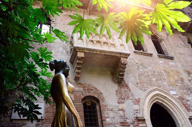 Make Your Romantic Proposal in the City of Love