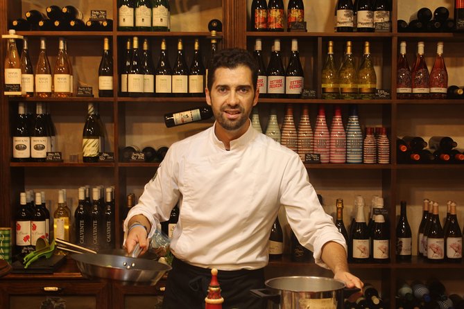 Marbella Old Town Tour With Tapas and Wines