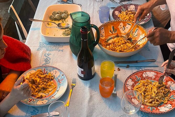 Market Visit and Cooking Lessons in a Tuscan Farmhouse - Good To Know