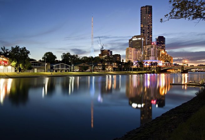 Melbourne Drive by Night Tour