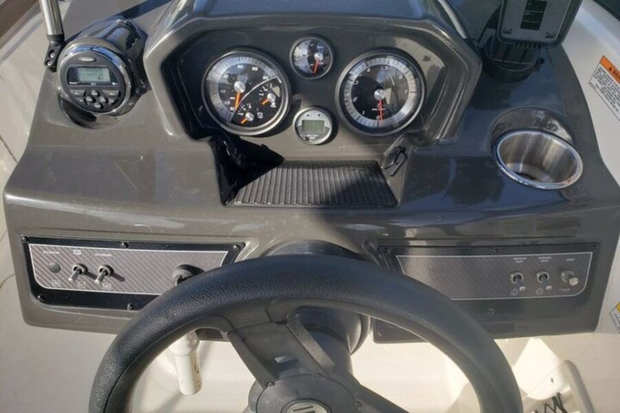 Miami: Private 21-Foot Boat Rental for up to 7 People - Good To Know