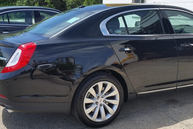 Midway Airport (Curbside) To Chicago, Luxury Private Sedan, All Inclusive - Good To Know