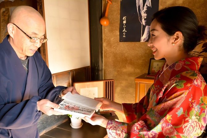 Mihara Goshushi Tour-Walking Around the Castle Town Mihara-