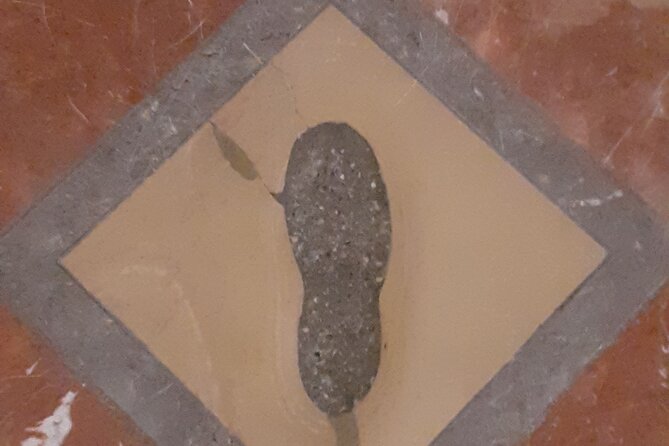 Monks and Dragons. A Family Friendly Private Tour of Munich - Good To Know