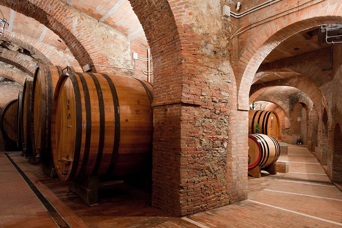 Montepulciano: Winery Tour & Tasting Experience - Good To Know
