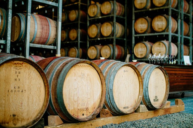 Mornington Peninsula 2-6 Guests Lunch and Inc Wine Tasting at Quealy Winemakers