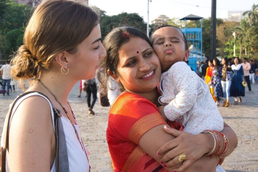 Mumbai: Private Bollywood and Dharavi Slum Tour - Good To Know