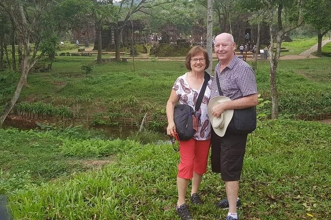 My Son Early Morning Tour & Golden Bridge Ba Na Hills Via Cable Car Full Day Tour - Golden Bridge Experience