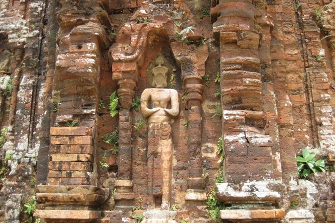 My Son Group Tour Van and Boat - Good To Know