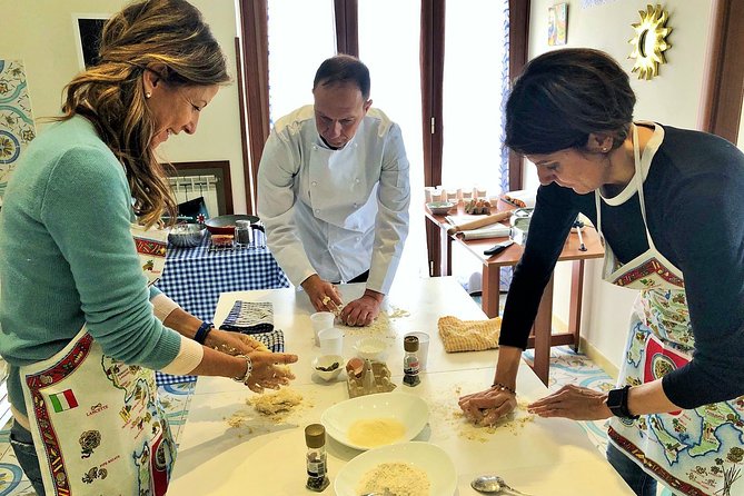 Naples Pizza-Making Lesson Plus Dinner - Good To Know