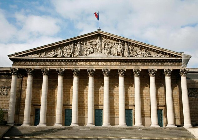 Napoleon Film and Life Locations in Paris Private Guided Tour - Good To Know