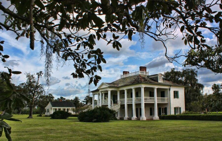 New Orleans: Destrehan Plantation, Houmas House & Lunch