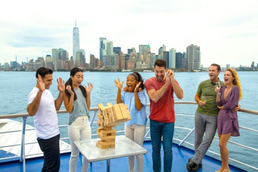 New York City: Harbor Cruise With Brunch Buffet From Pier 15 - Good To Know