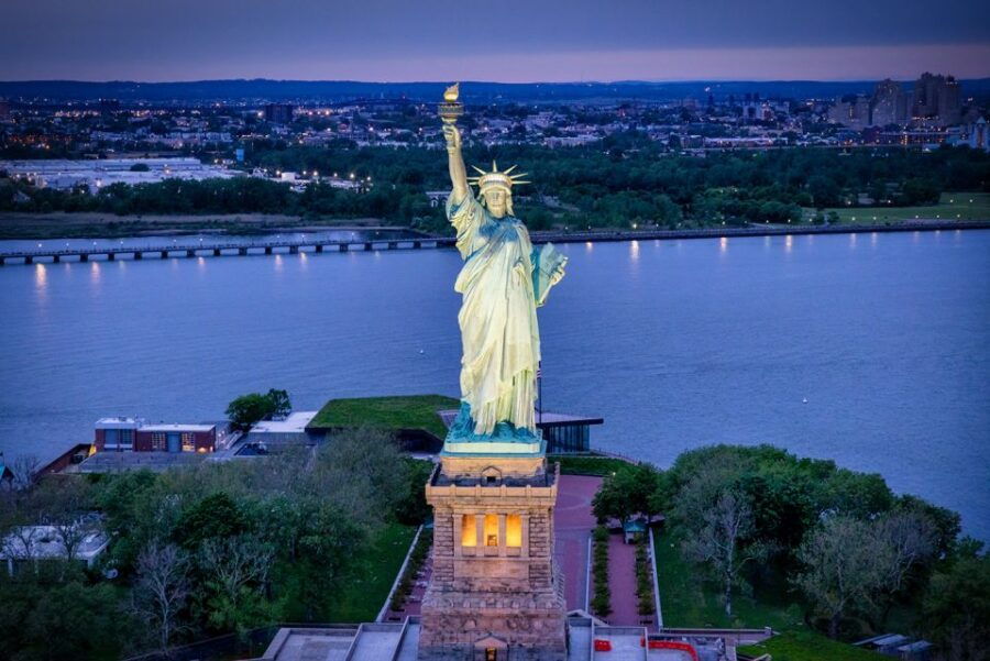 New York City: Romantic Helicopter Proposal - Good To Know