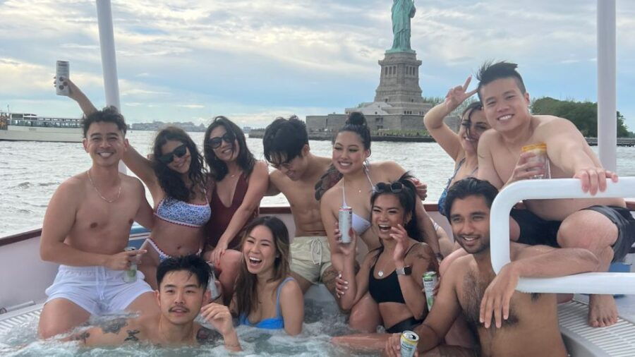 New York: NYC Hot Tub Boat Tour - Good To Know