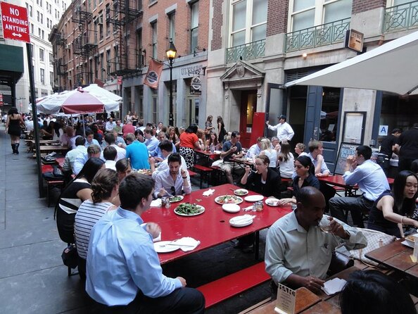 New York Taverns and History Small-Group Walking Tour - New York City