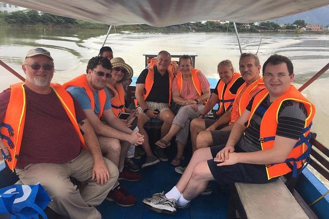 Nha Trang Private Memorable Sunset River Tour for Nice Dinner and Sightseeing